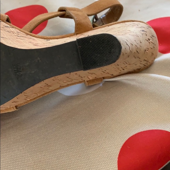 Bebe camel wedges - Picture 3 of 3